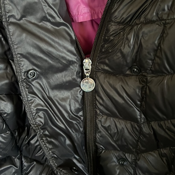 Calvin Klein - Picture 4 of 12